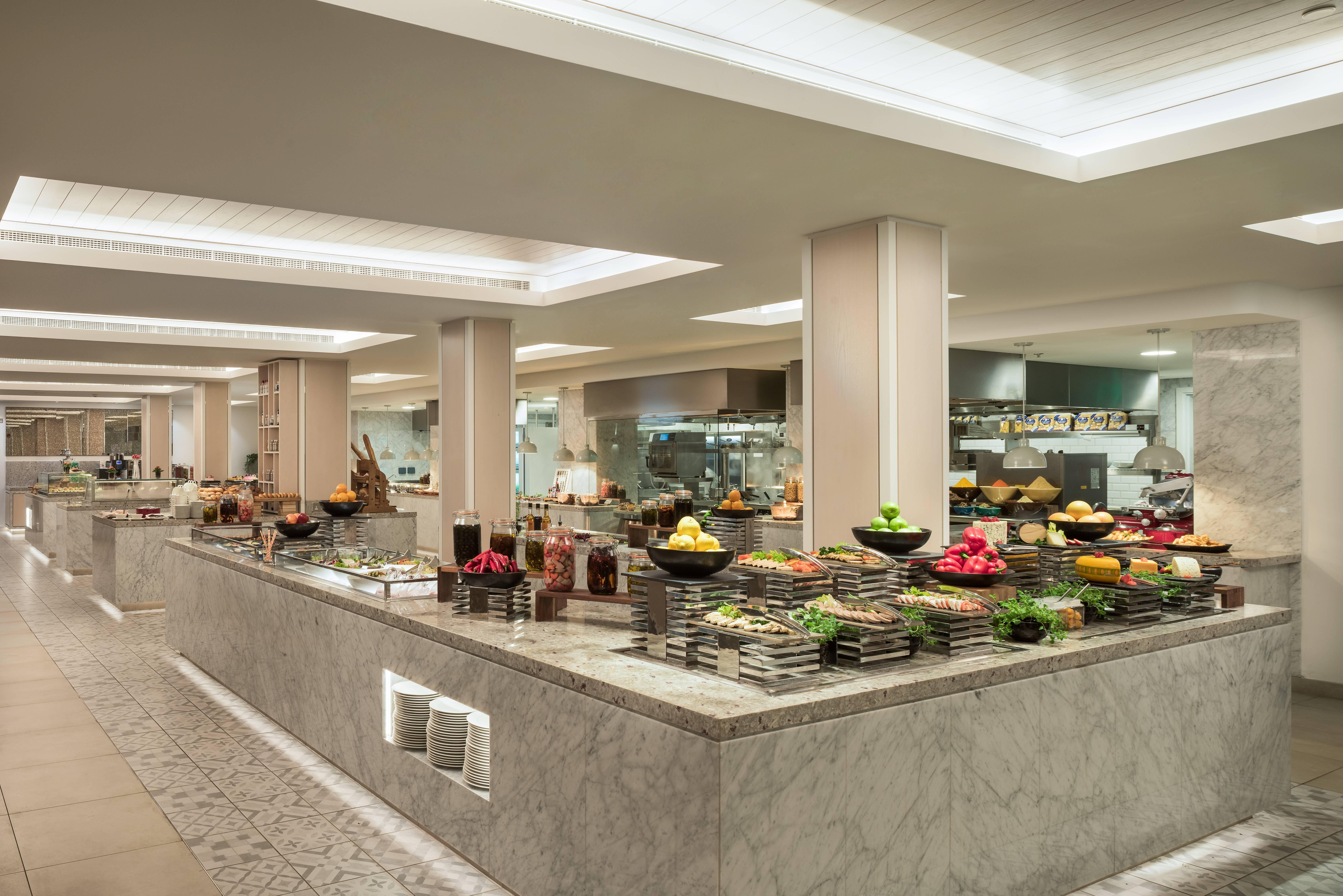 Crowne Plaza Muscat By Ihg Hotell Exteriör bild